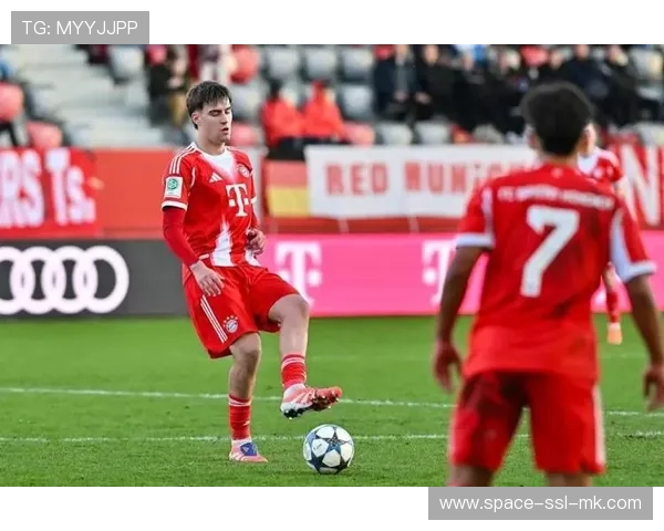 从青训到一线队:拜仁回购政策重塑阵容年轻化 从青训到一线队:拜仁回购政策重塑阵容年轻化